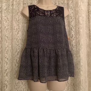 🆕 NWT Navy and White peplum NWT